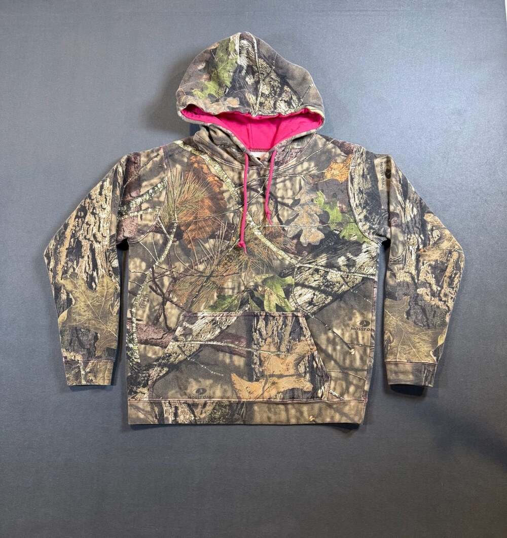 Vintage 2000’s Mossy Oak Camo Hoodie SMALL Pink Hood Pullover Sweatshirt Hunting